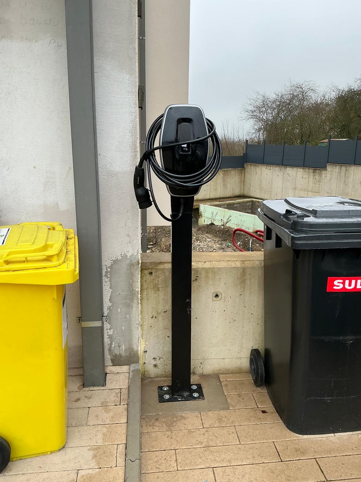 Borne de recharge véhicule électrique