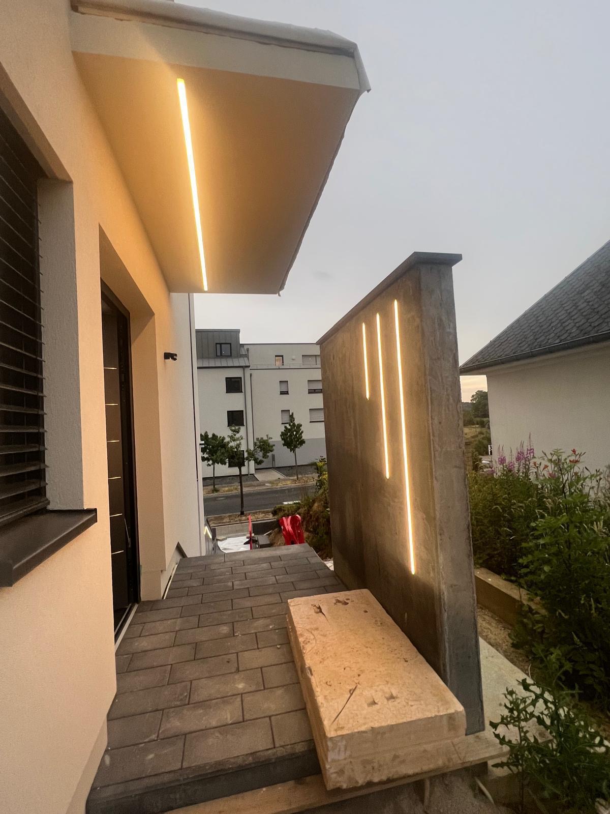 Éclairage extérieur LED sur mur